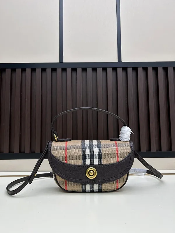 All categories Burberry women's bags (Burberry) Burberry 8995