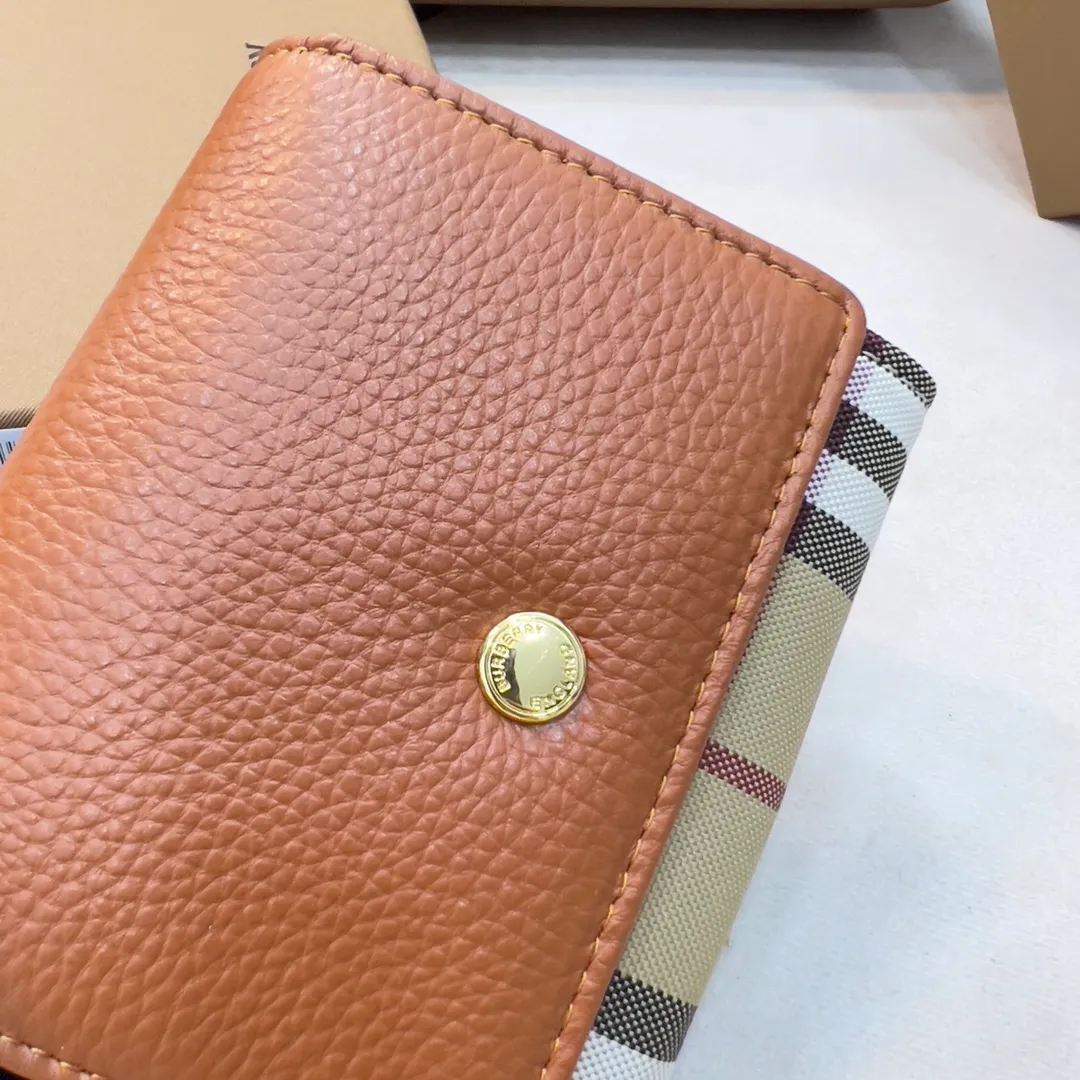 p170 [Burberry•Burberry] original product🇮🇹～～🎉 Vintage plaid eco-friendly canvas short clip, matched with imported soft calf leather👍Counter quality, fine workmanship💋Real shot📷,🆔🆔1180 black with apricot, brown with apricot Size: 11.5cm*9.5cm*3cm