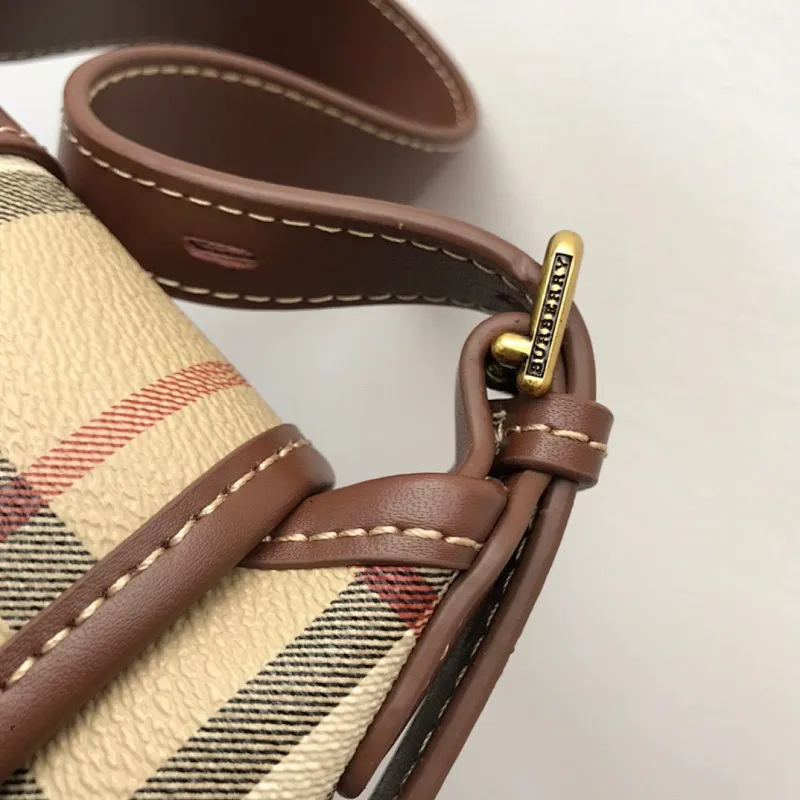 All categories Burberry women's bags (Burberry) Burberry original order 450667