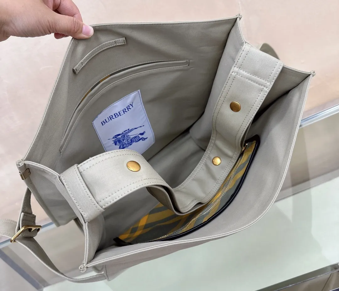 All categories Burberry women's bags (Burberry) Burberry 1440