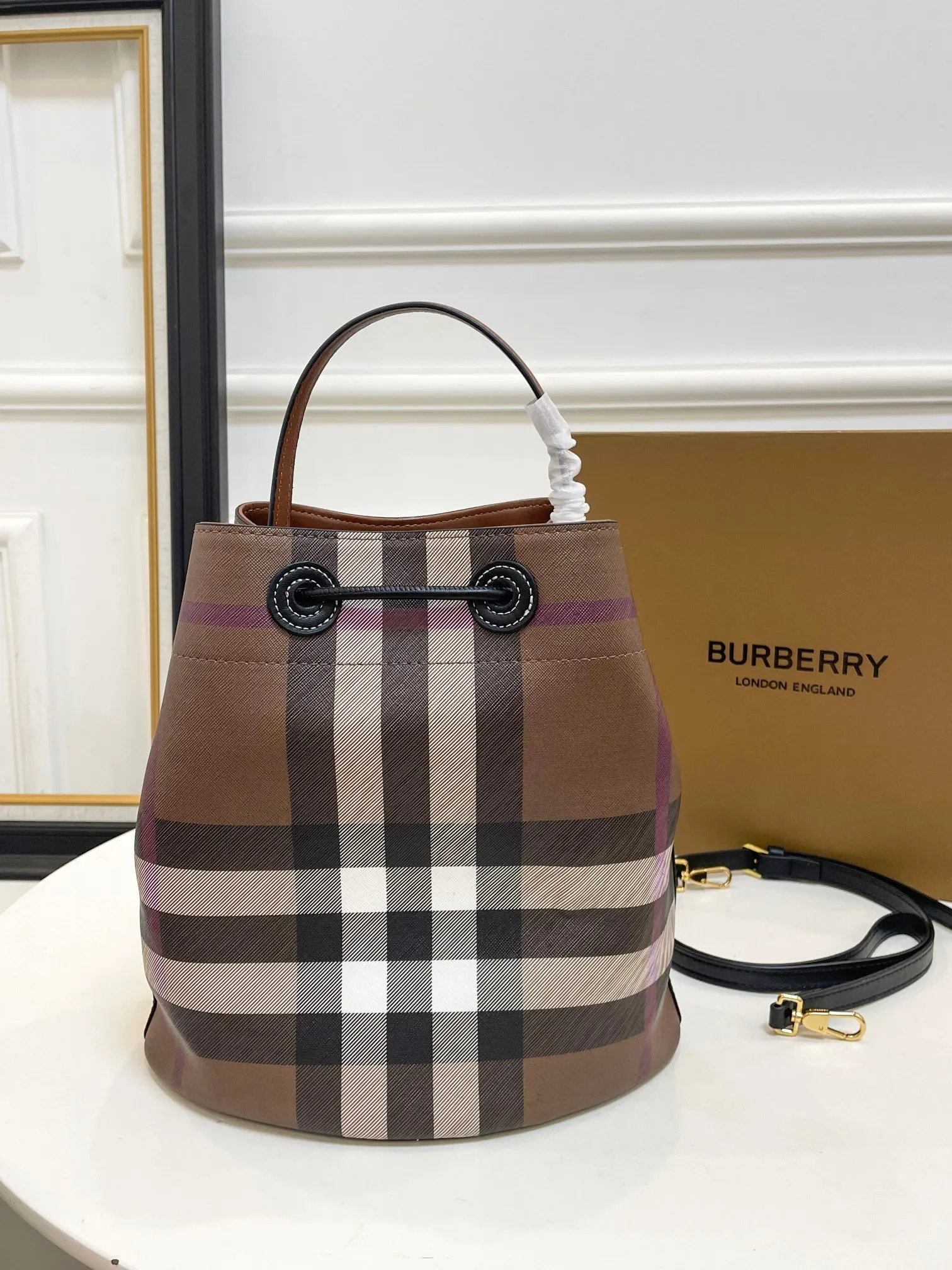 All Categories Official Website "Brand Women's Bags" Women's Bags 💙 Burberry 2023 New Burberry Bucket Bag