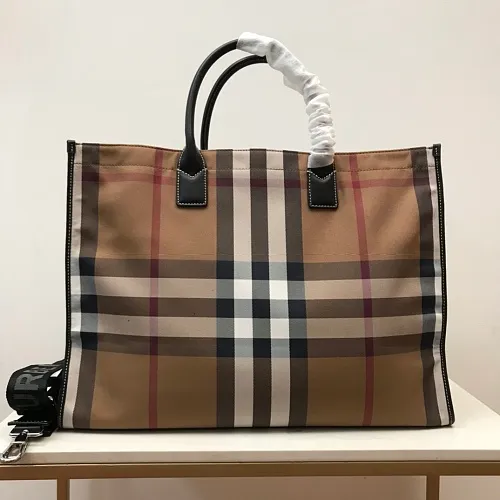 All categories Burberry women's bags (Burberry) Burberry 8830