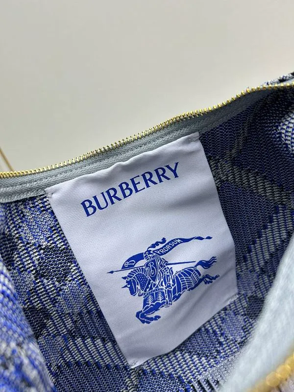 All categories Burberry women's bags (Burberry) Burberry 8421