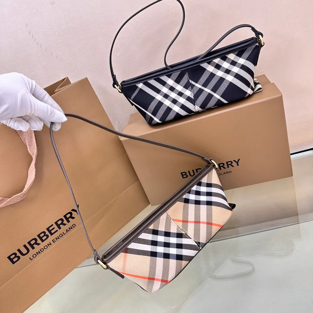 All categories Burberry women's bags (Burberry) Burberry 295135
