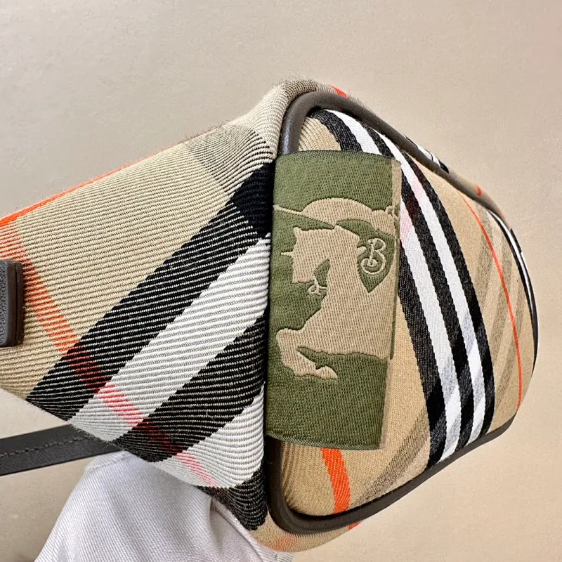 All categories Burberry women's bags (Burberry) Burberry 295135