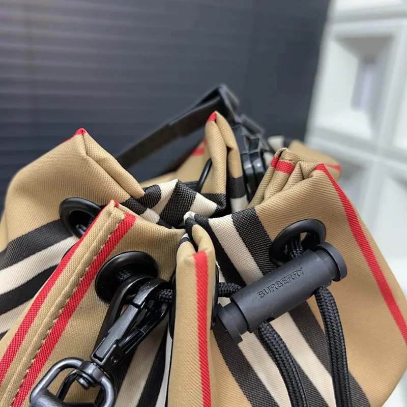 All categories Official website "Brand Women's Bags" Women's Bags 💙 Burberry 2025 new burberry crossbody bag