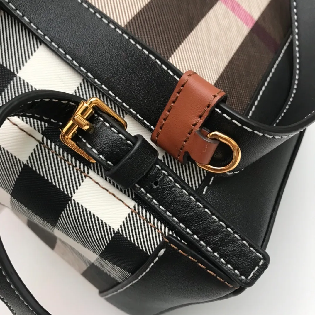 All Categories Burberry Women's Bags Burberry Original Order 2020500
