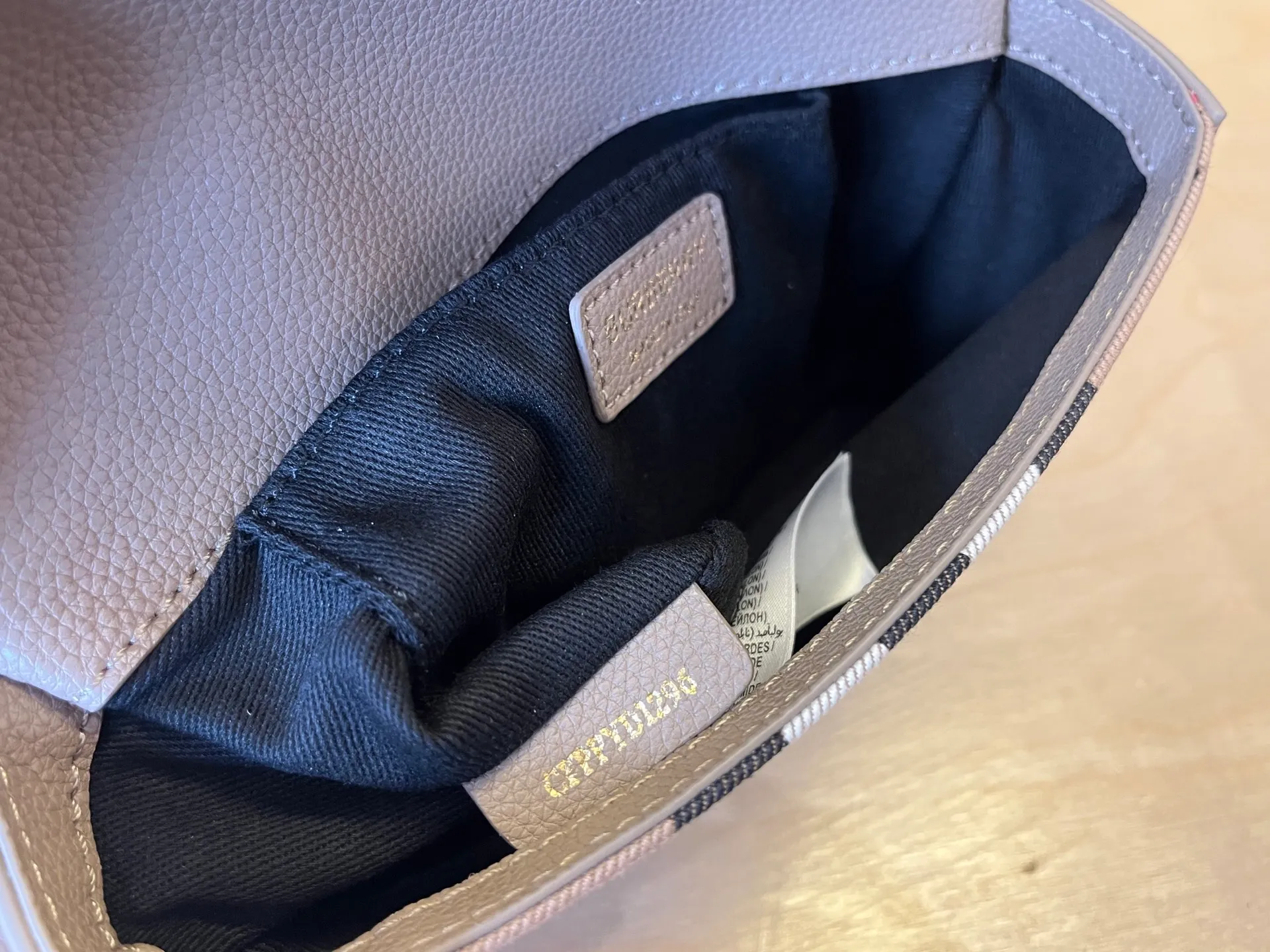 All categories Burberry women's bags (Burberry) Burberry 6606
