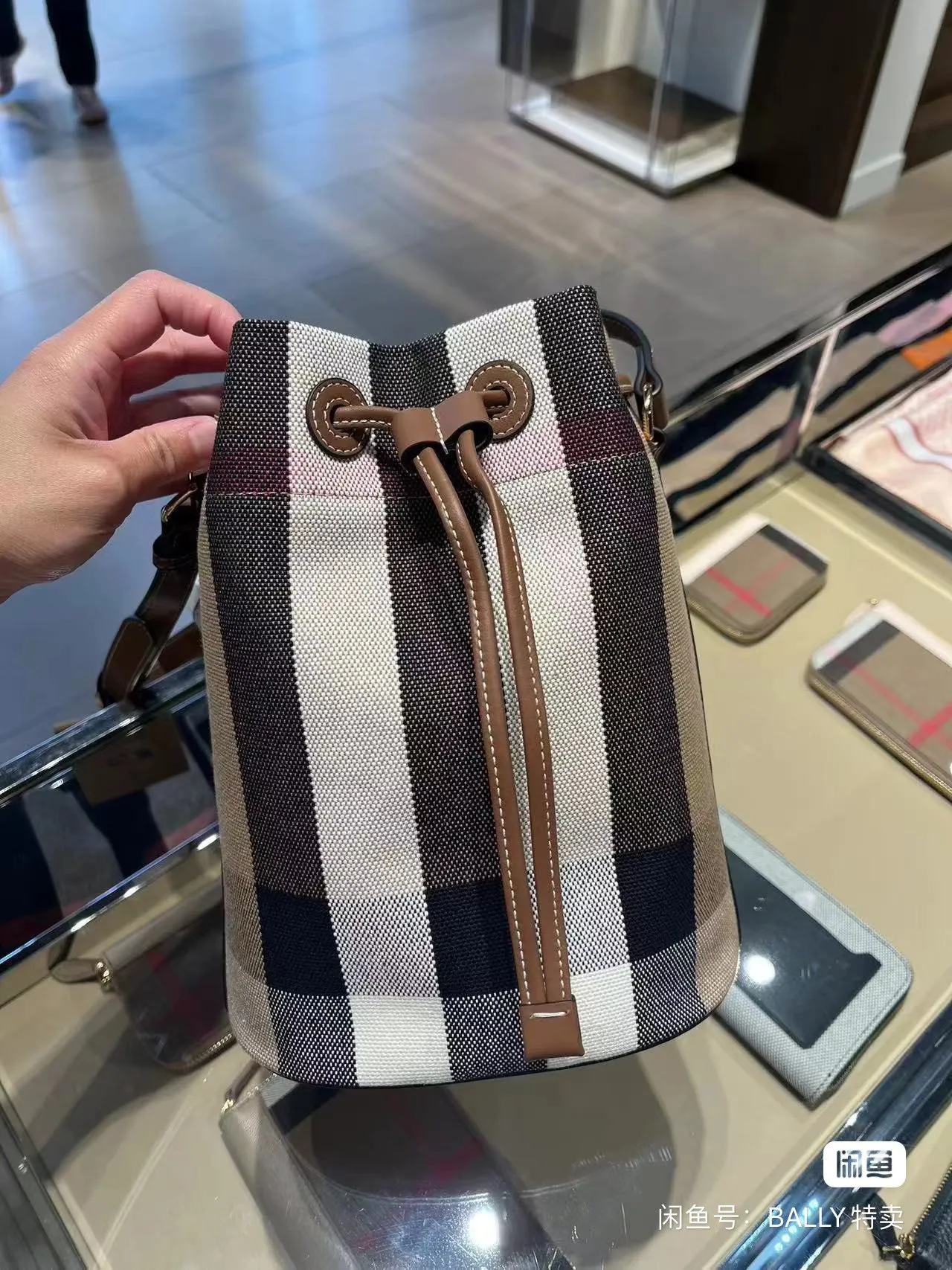 All Categories Burberry Women's Bags Burberry Original Order 2519