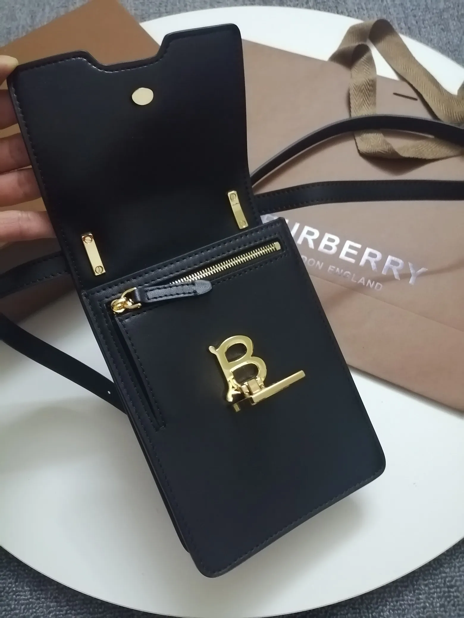 All Categories Official Website "Brand Women's Bags" Women's Bags 💙 Burberry 2025 New Burberry Crossbody Bag
