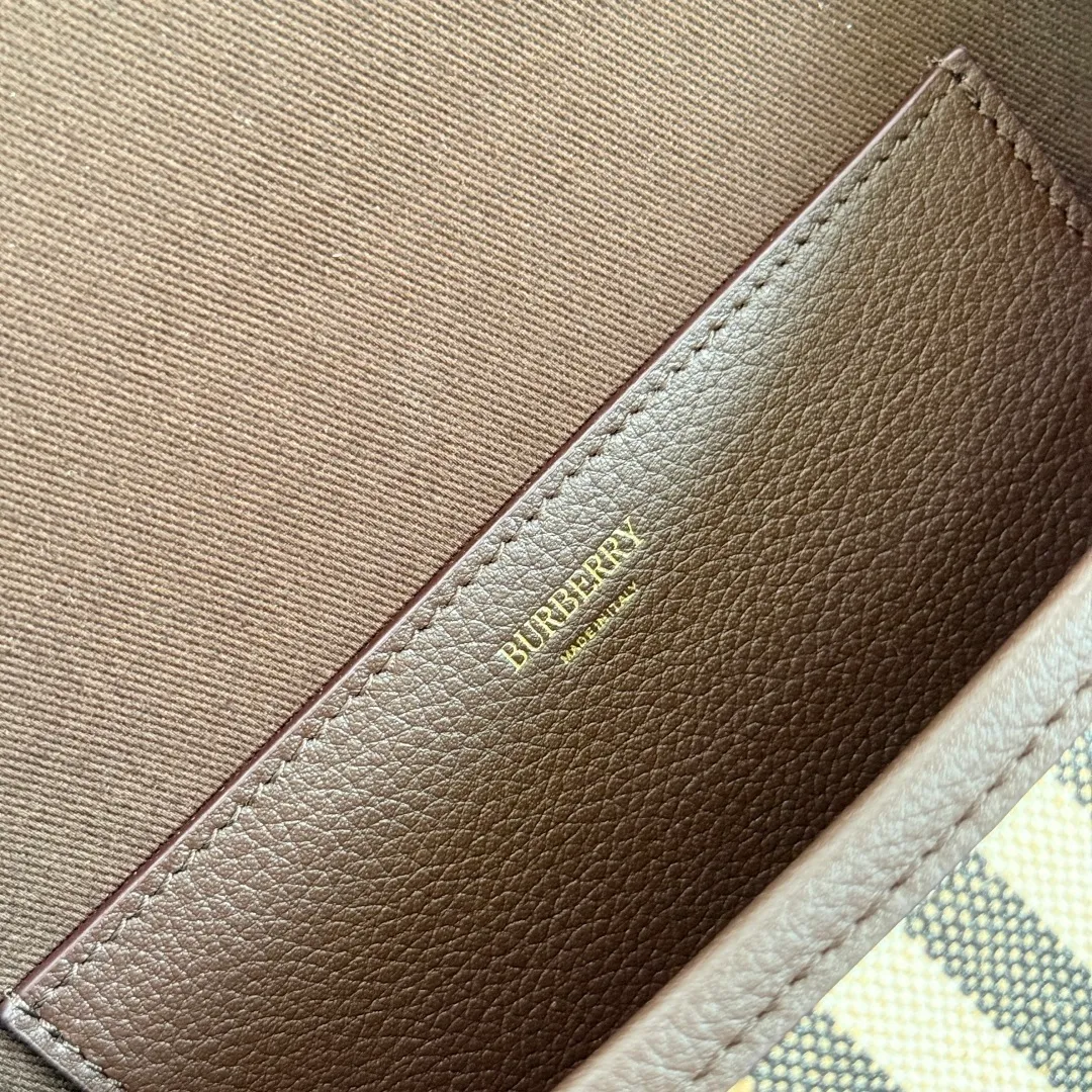 All categories Burberry women's bags (Burberry) Burberry 245