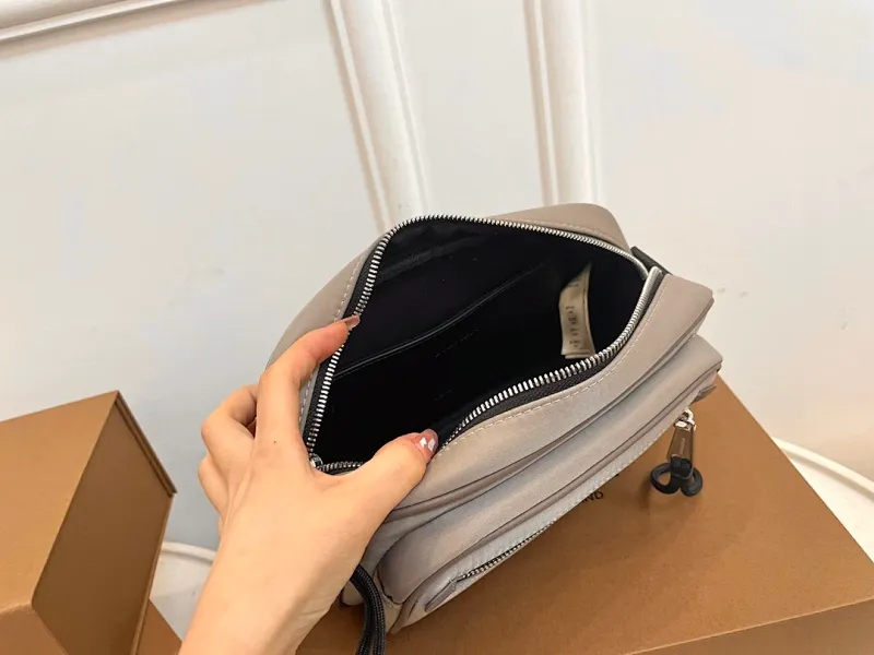 All Categories Official Website "Brand Women's Bags" Women's Bags 💙 Burberry 2023 New Burberry Crossbody Bag