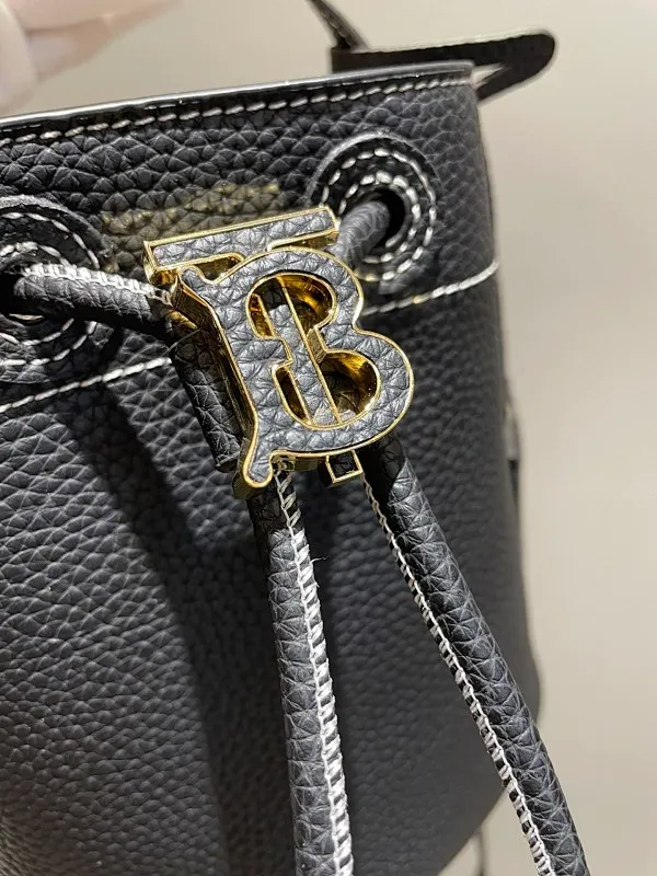 All categories Burberry women's bags (Burberry) Burberry 3306