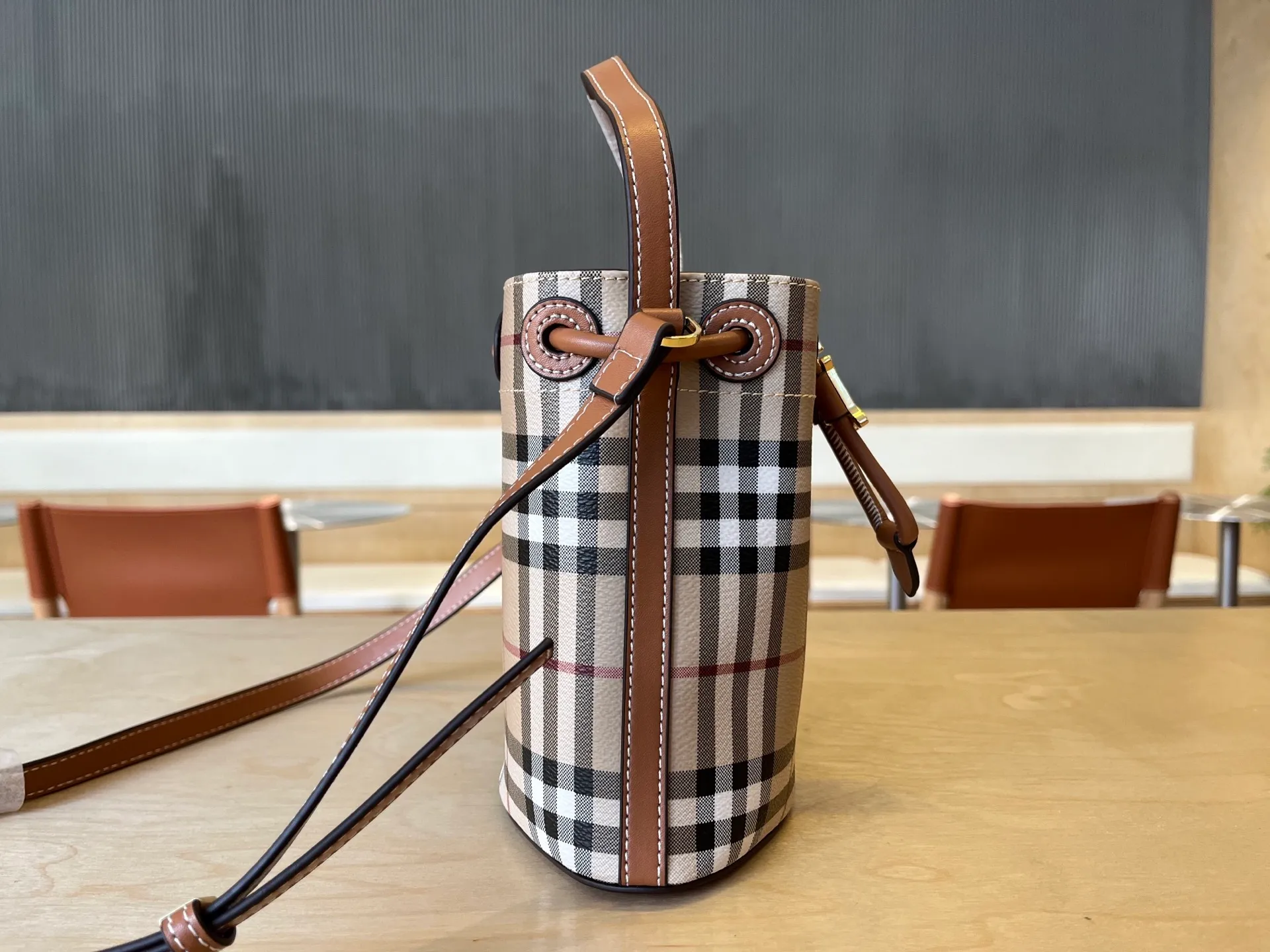 All categories Burberry women's bags (Burberry) Burberry 3306