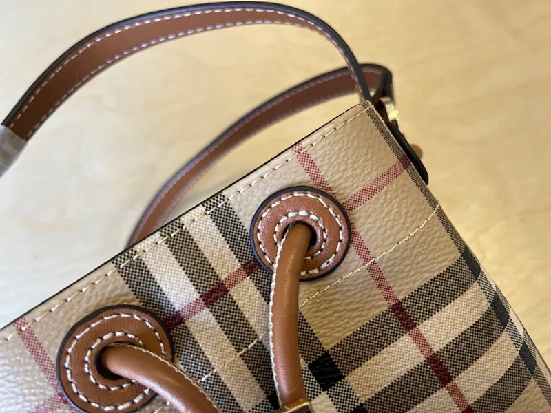 All categories Burberry women's bags (Burberry) Burberry 3306