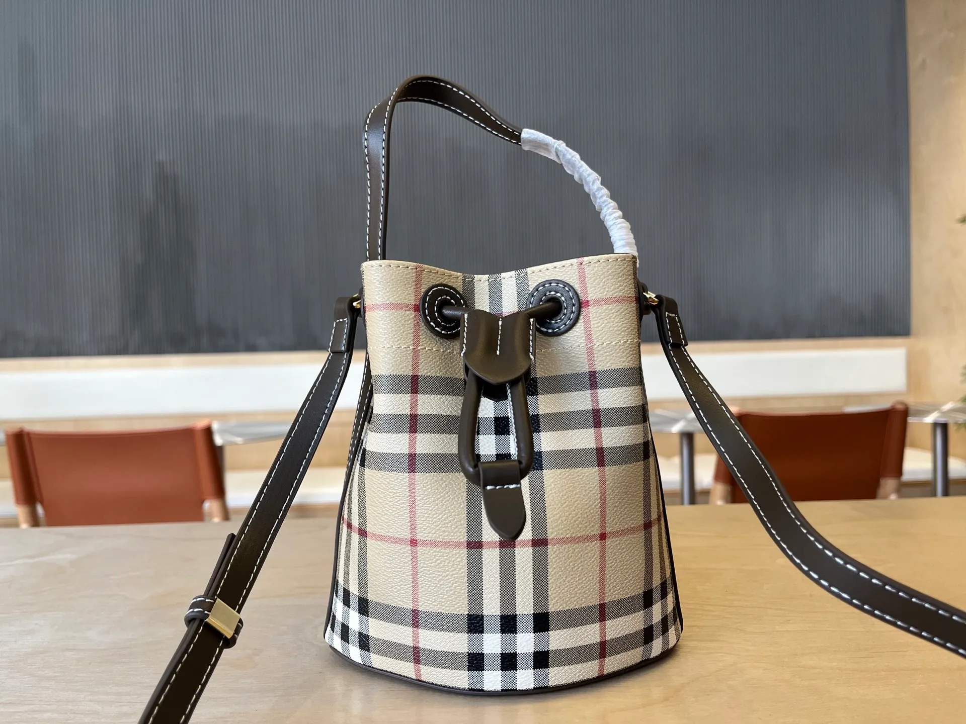 All categories Burberry women's bags (Burberry) Burberry 3306