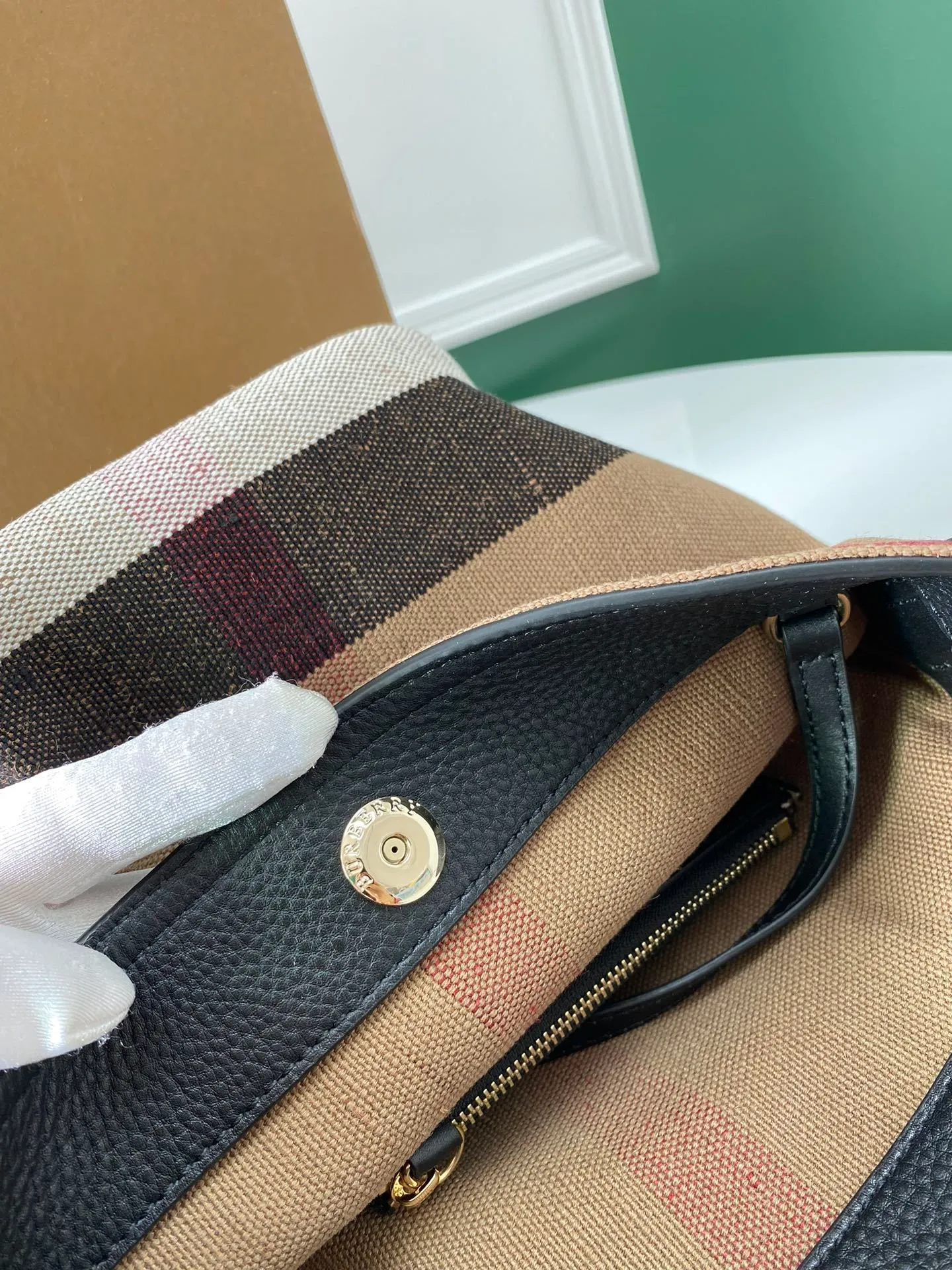 All Categories Official Website "Brand Women's Bags" Women's Bags 💙 Burberry 2025 New Burberry Crossbody Bag
