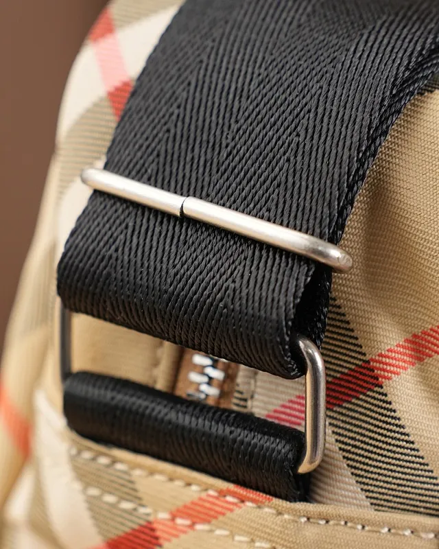 All categories Burberry women's bags (Burberry) Burberry 8385