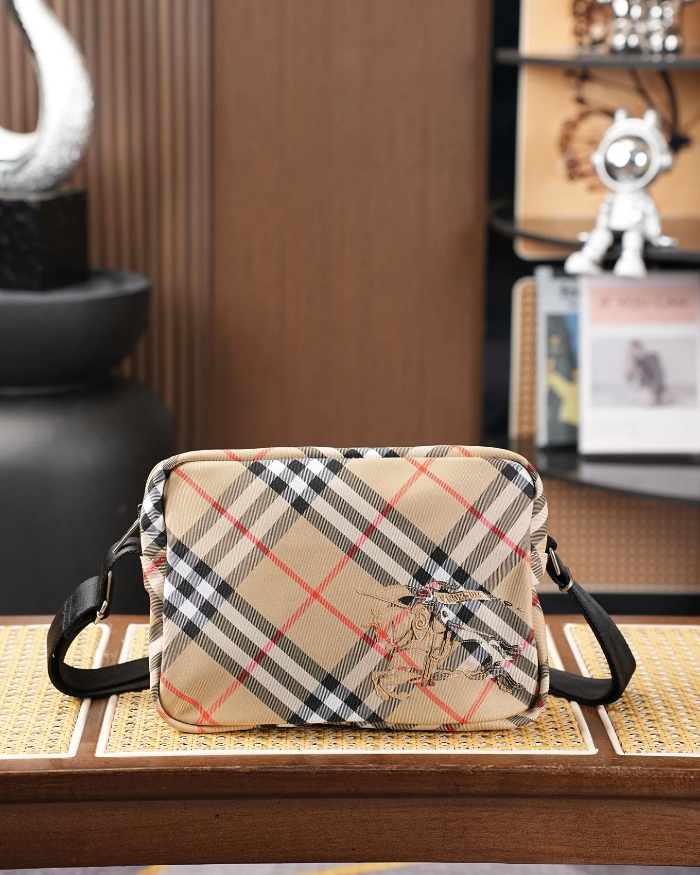 All categories Burberry women's bags (Burberry) Burberry 8385