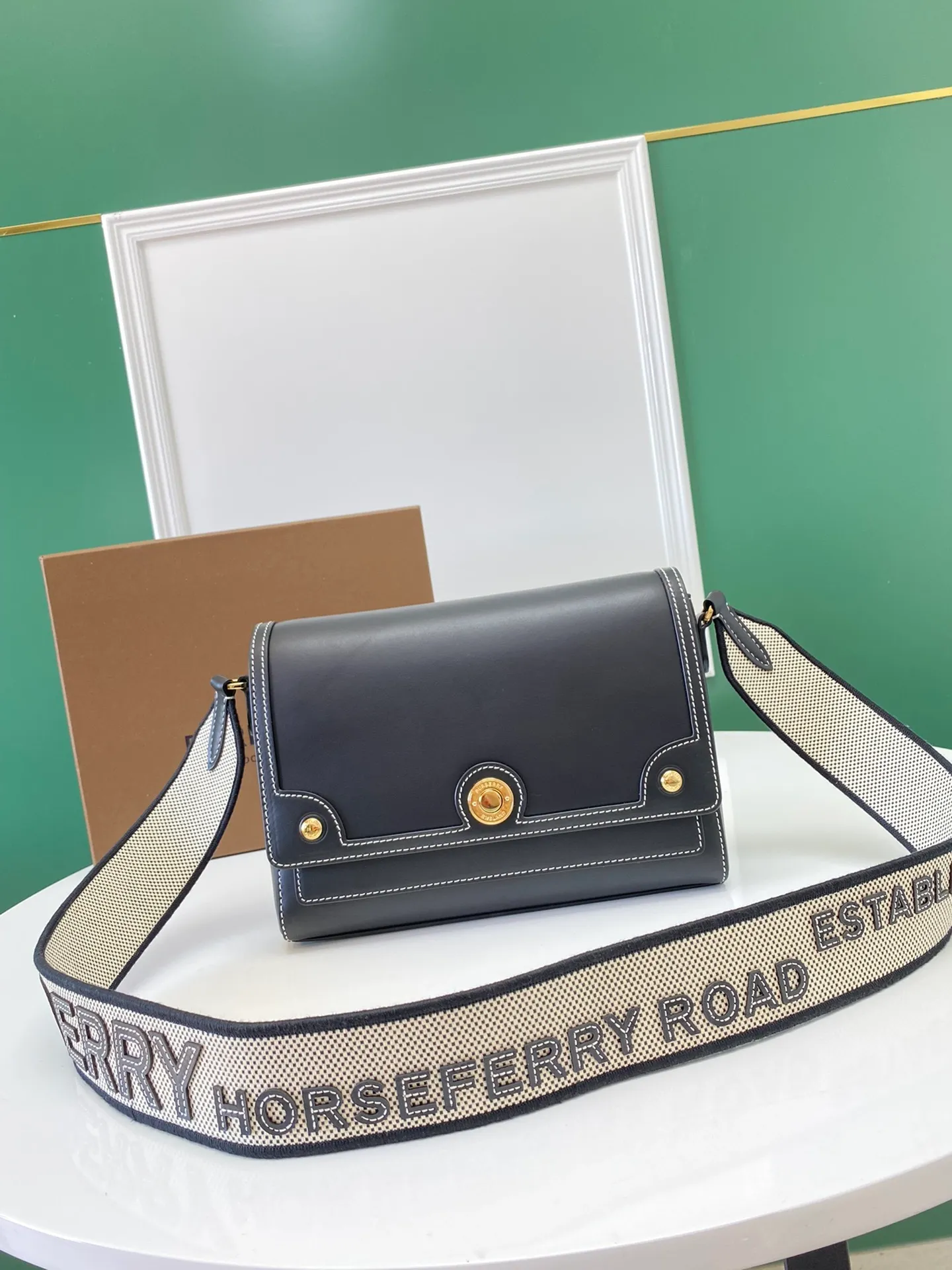 All Categories Burberry Women's Bags Burberry Original Order 906168