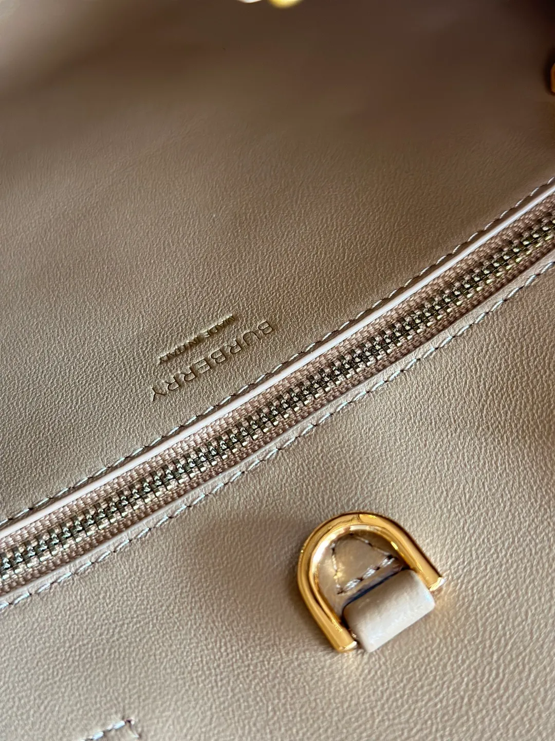 All Categories Official Website "Brand Women's Bags" Women's Bags 💙 Burberry 2025 New Burberry Handbags