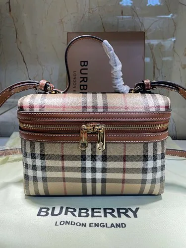 All categories Burberry women's bags (Burberry) Burberry 3066