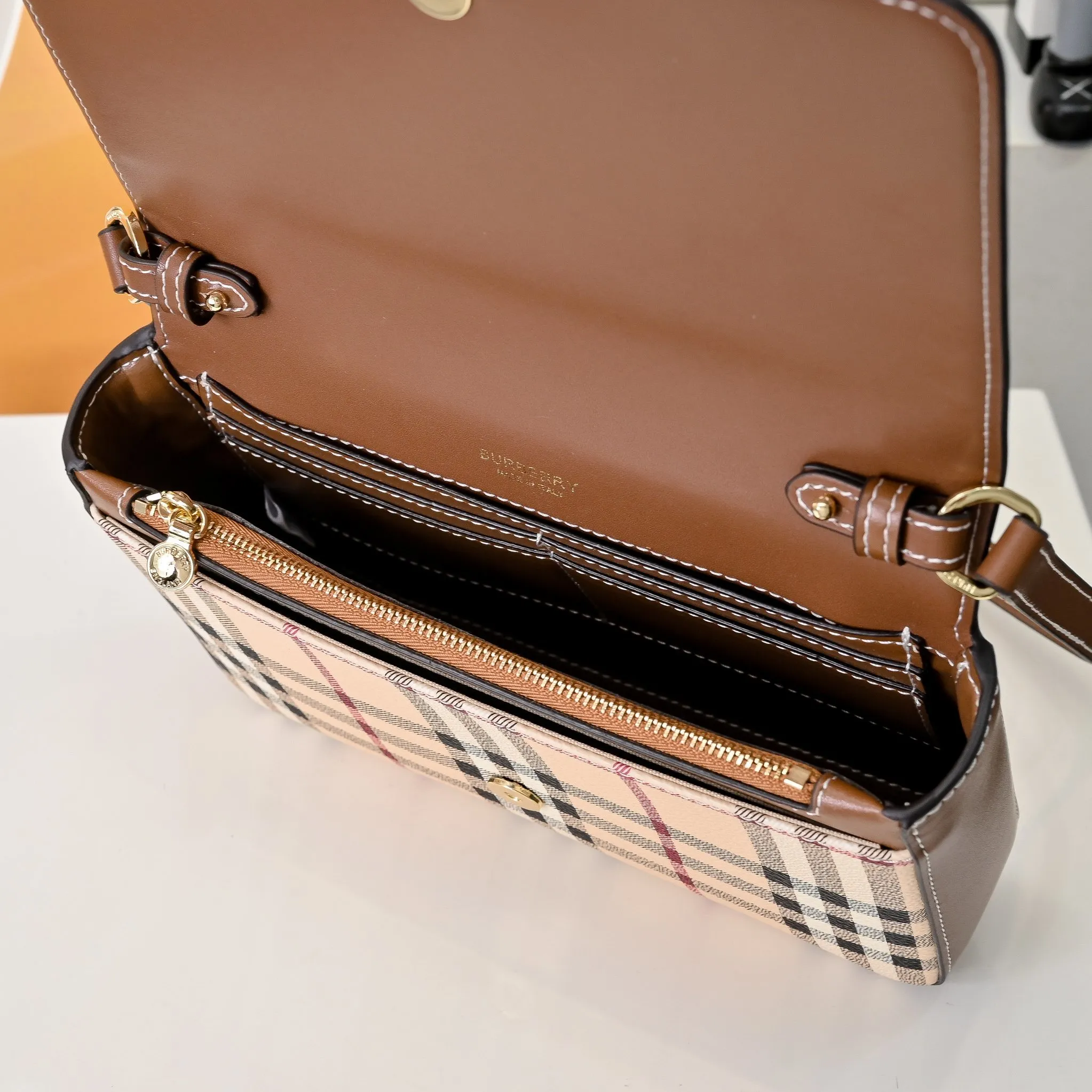 All categories Burberry women's bags (Burberry) Burberry 2215
