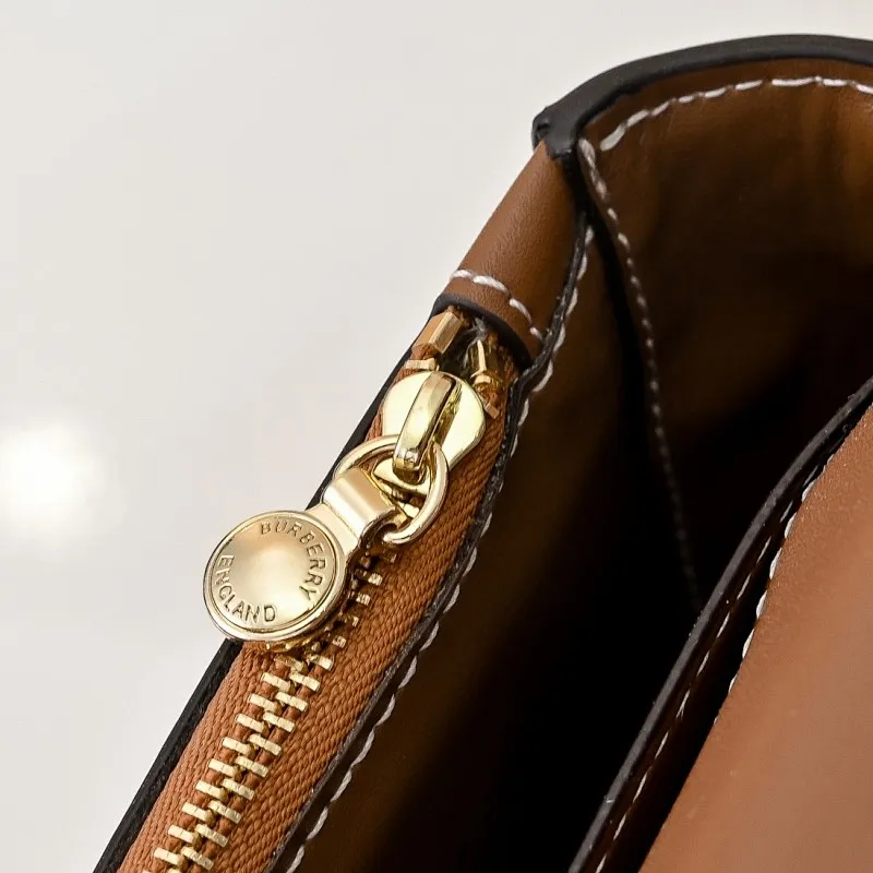 All categories Burberry women's bags (Burberry) Burberry 2215