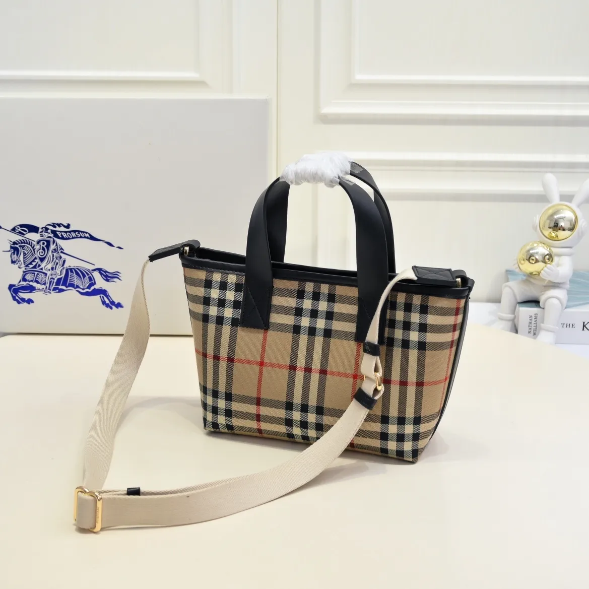 All categories Burberry women's bags (Burberry) Burberry 8381