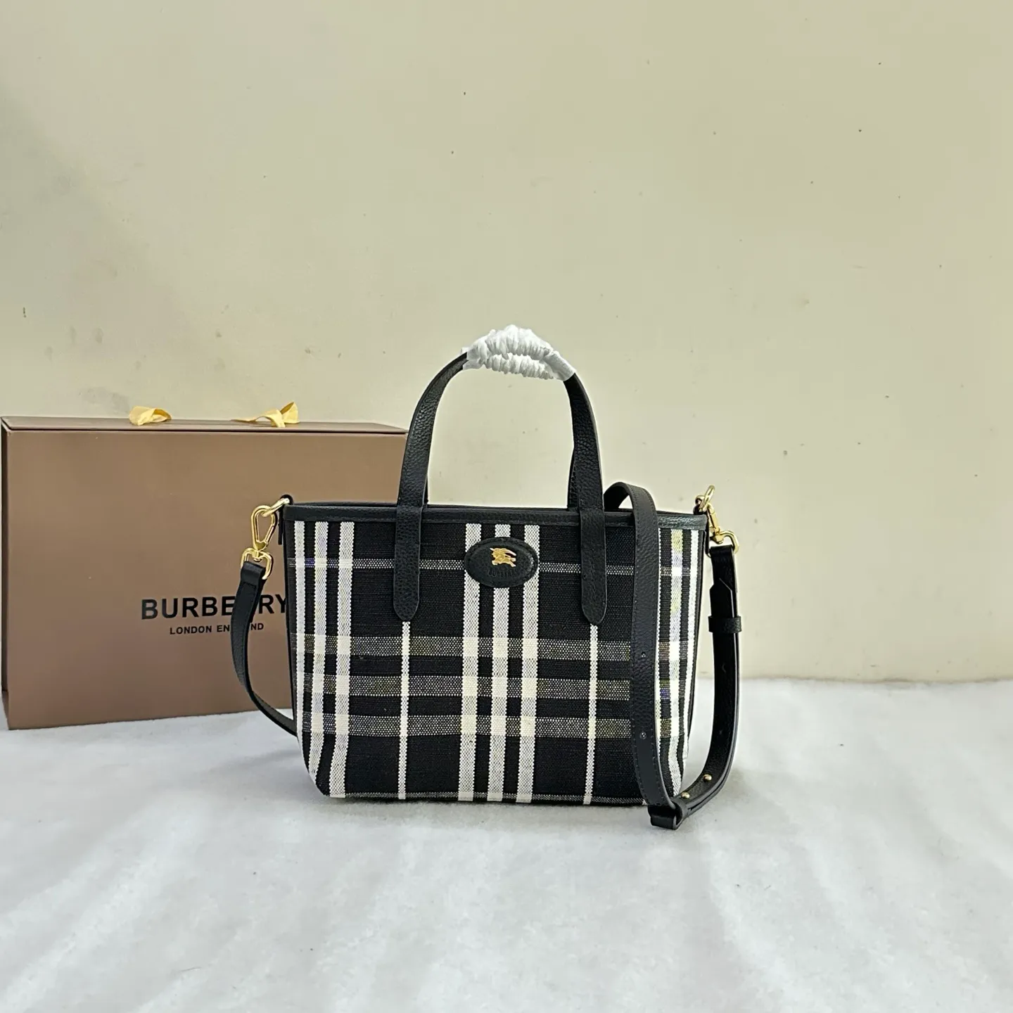 All categories Burberry women's bags (Burberry) Burberry original order 2210