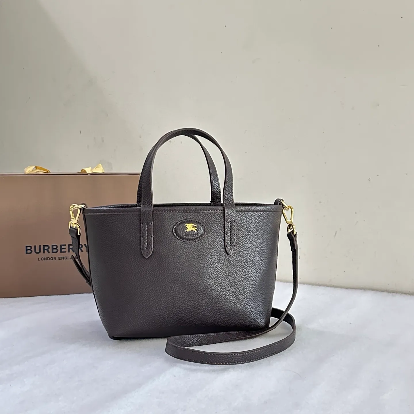 All categories Burberry women's bags (Burberry) Burberry original order 2210