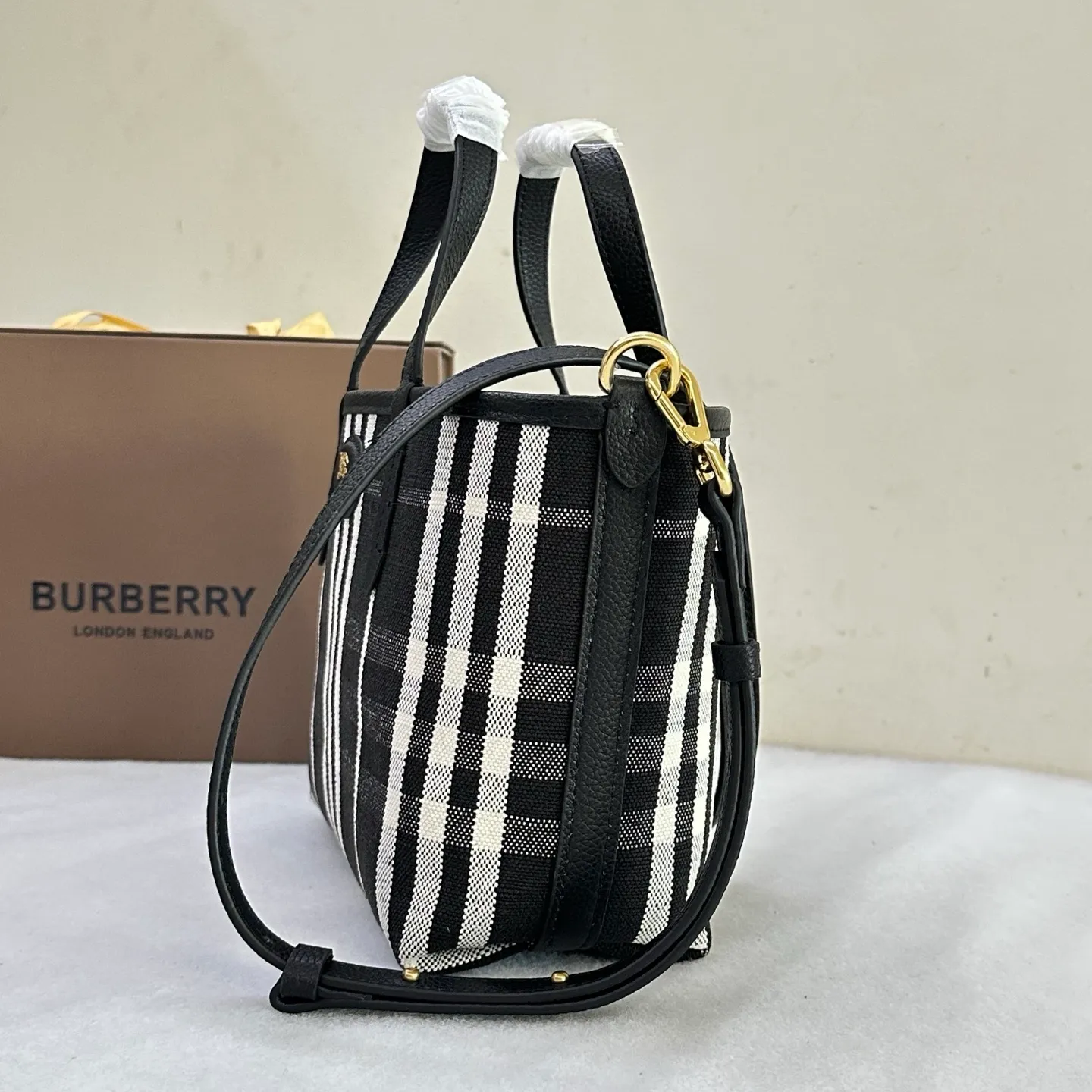 All categories Burberry women's bags (Burberry) Burberry original order 2210