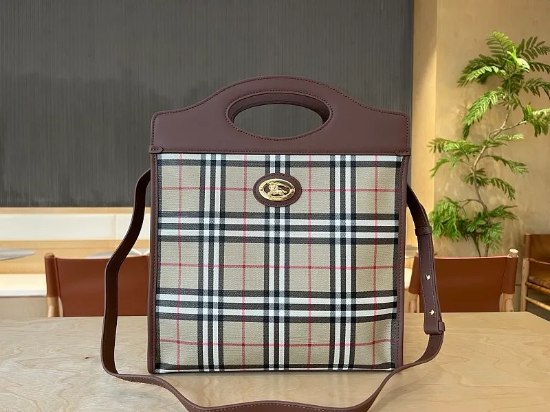 All categories Burberry women's bags (Burberry) Burberry original order 3212