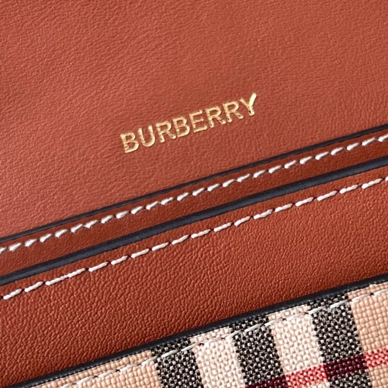 All categories Burberry women's bags (Burberry) Burberry 6603