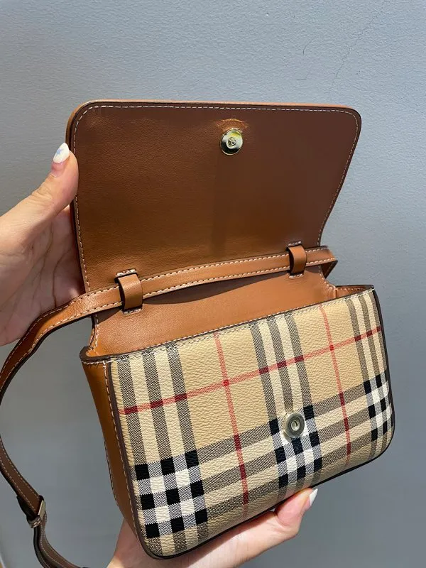 All categories Burberry women's bags (Burberry) Burberry 6603