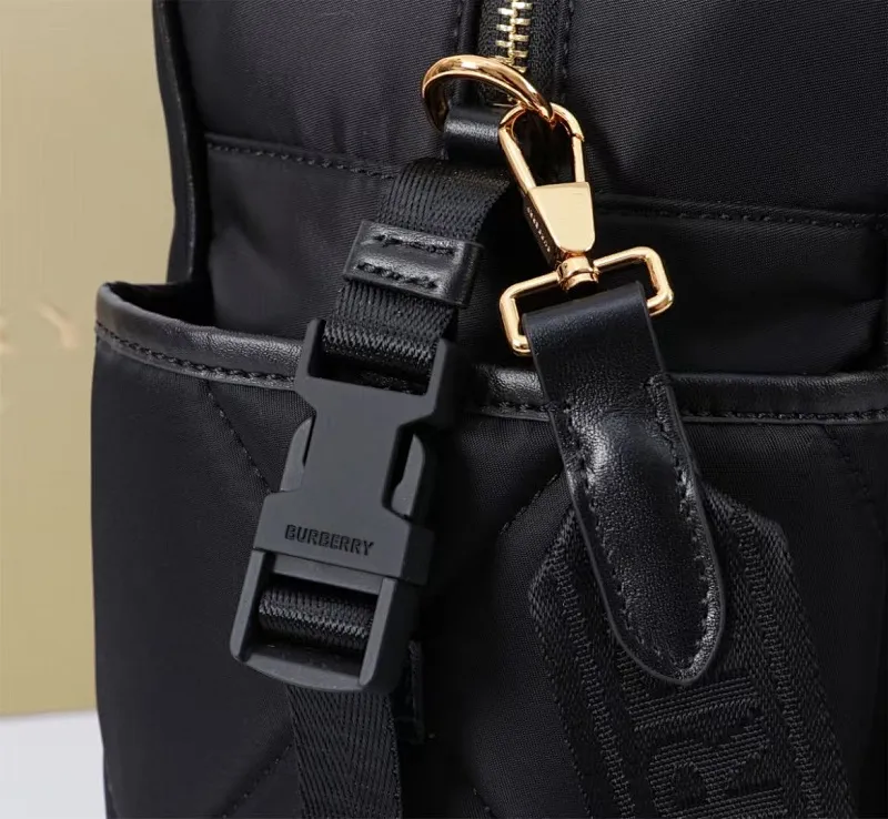 All categories Burberry women's bags (Burberry) Burberry 4317