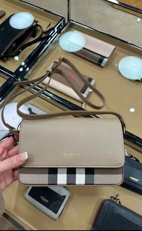 All categories Burberry women's bags (Burberry) Burberry original order 0281