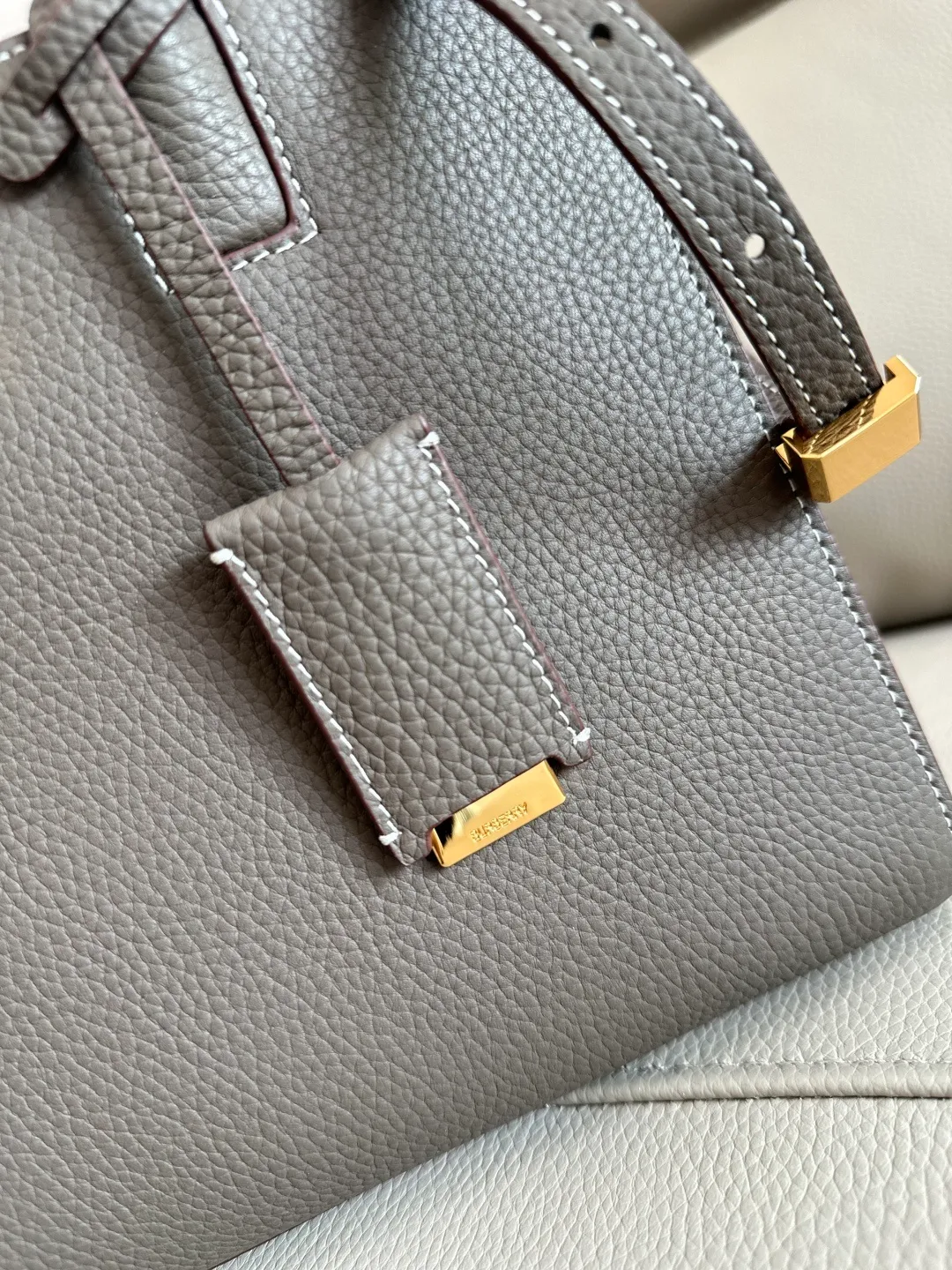 All Categories Official Website "Brand Women's Bags" Women's Bags 💙 Burberry 2025 New Burberry Handbags