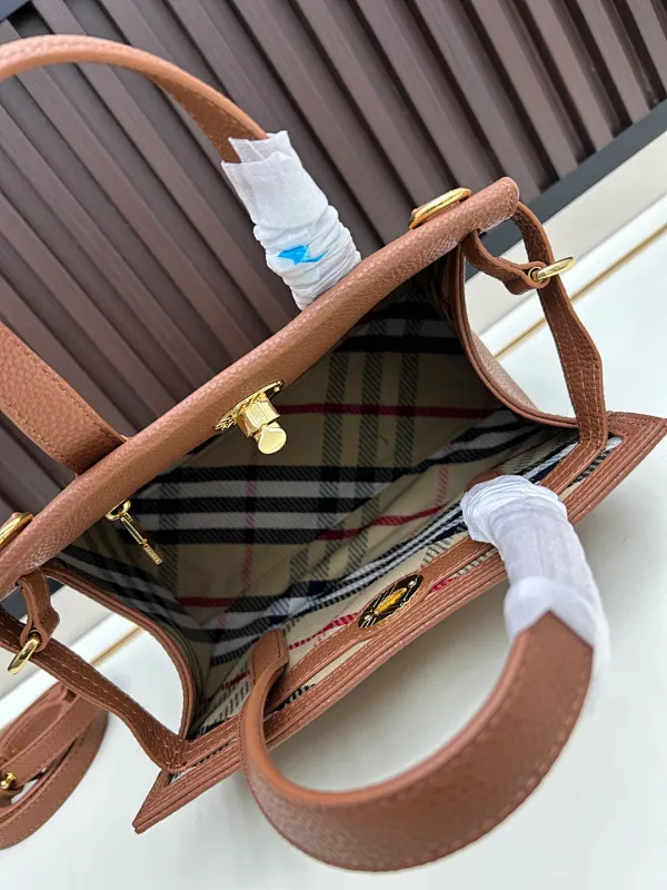 All categories Burberry women's bags (Burberry) Burberry 08503