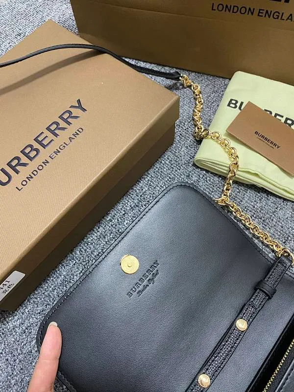All Categories Official Website "Brand Women's Bags" Women's Bags 💙 Burberry 2025 New Burberry Crossbody Bag