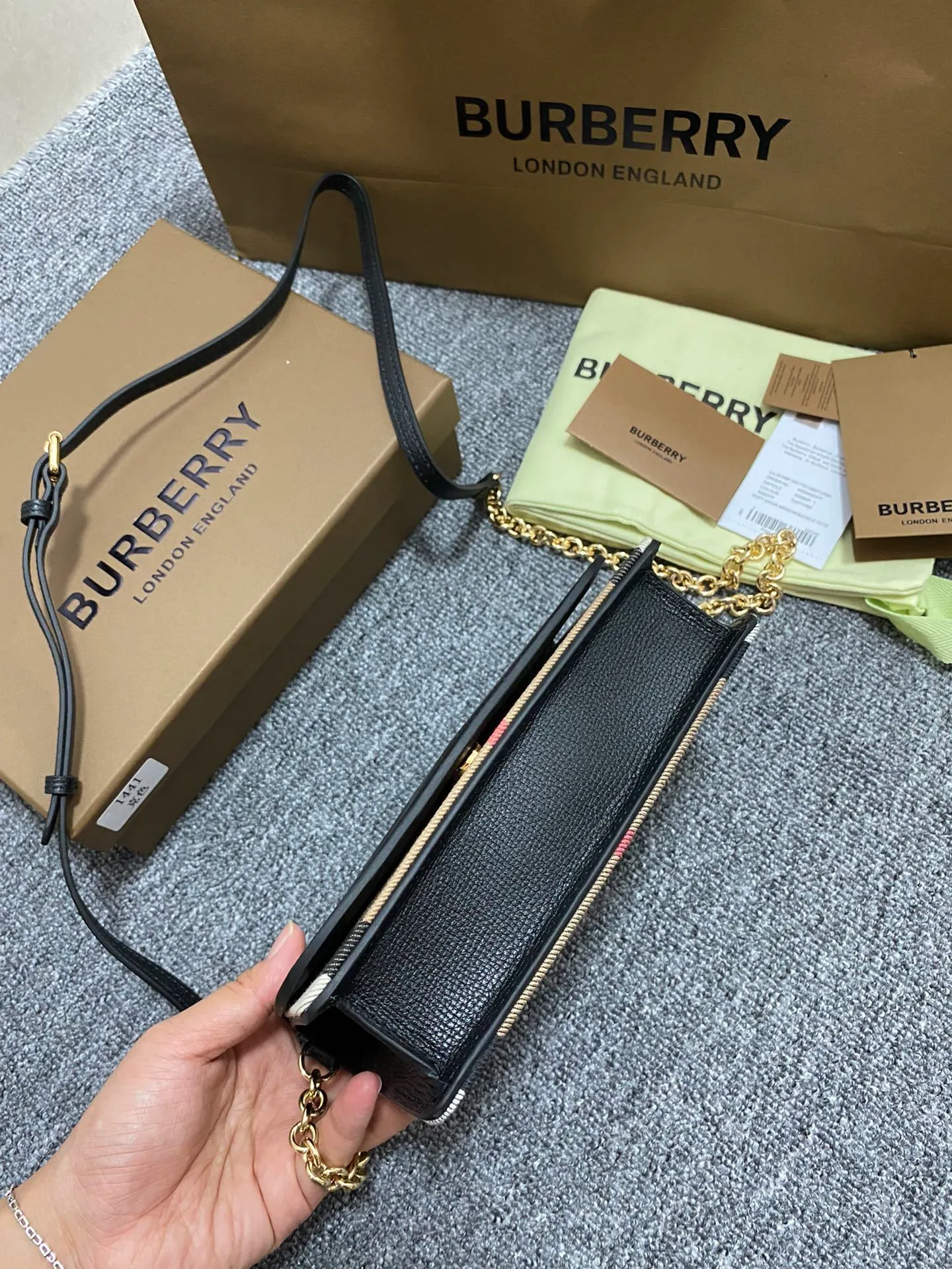 All Categories Official Website "Brand Women's Bags" Women's Bags 💙 Burberry 2025 New Burberry Crossbody Bag