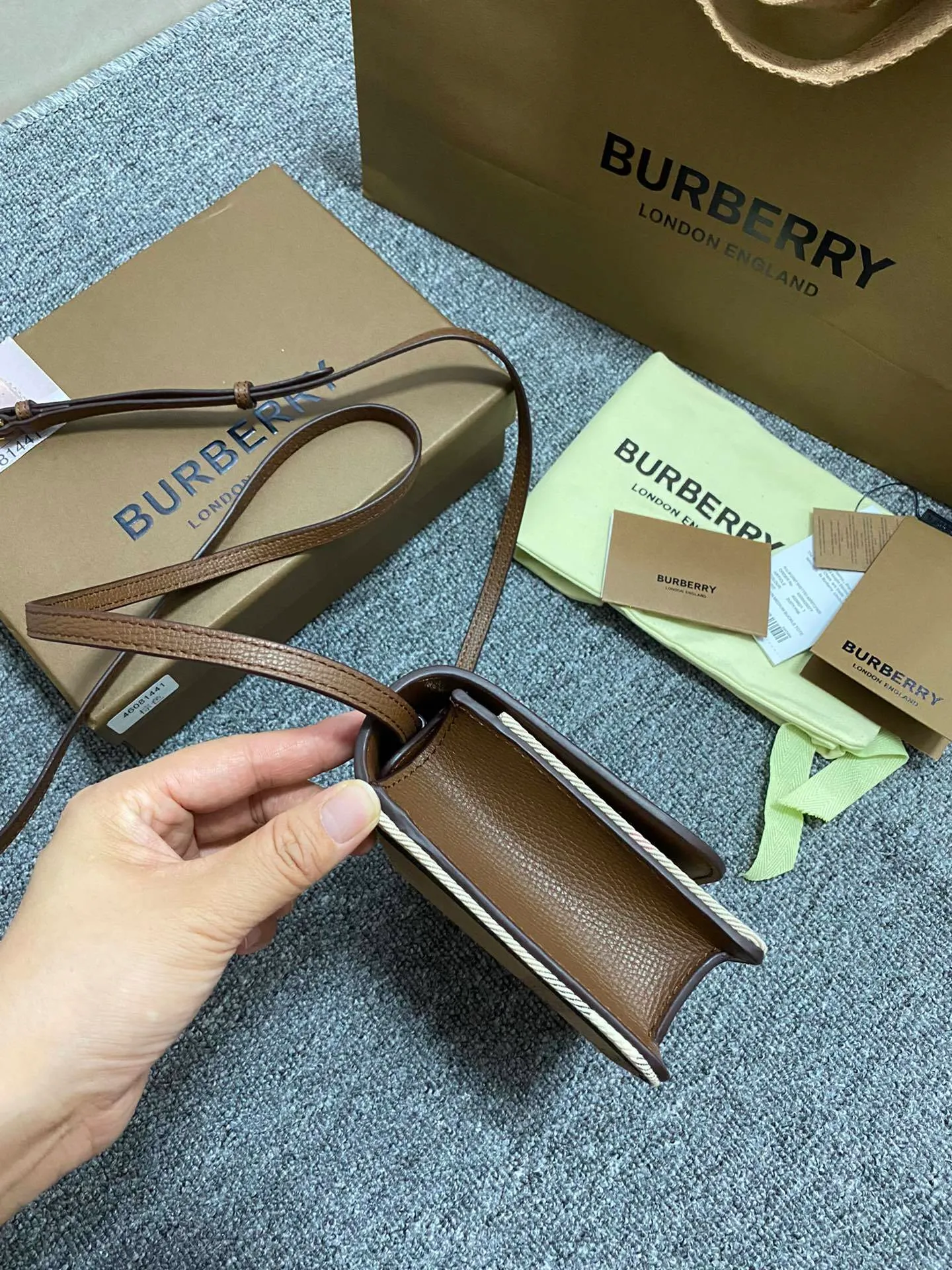 All Categories Official Website "Brand Women's Bags" Women's Bags 💙 Burberry 2025 New Burberry Crossbody Bag