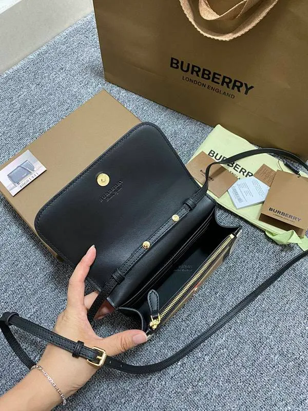 All Categories Official Website "Brand Women's Bags" Women's Bags 💙 Burberry 2025 New Burberry Crossbody Bag