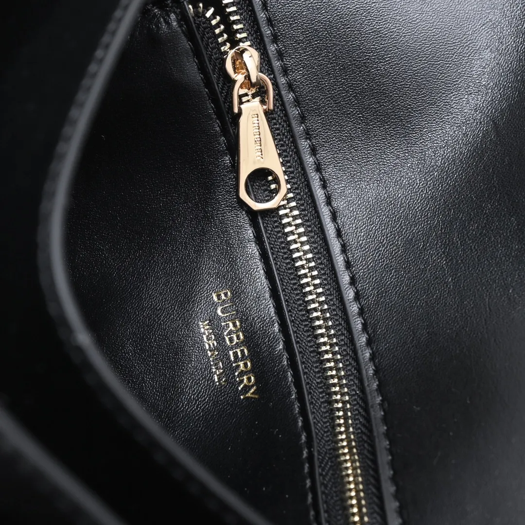 All categories Burberry women's bags (Burberry) Burberry 8368