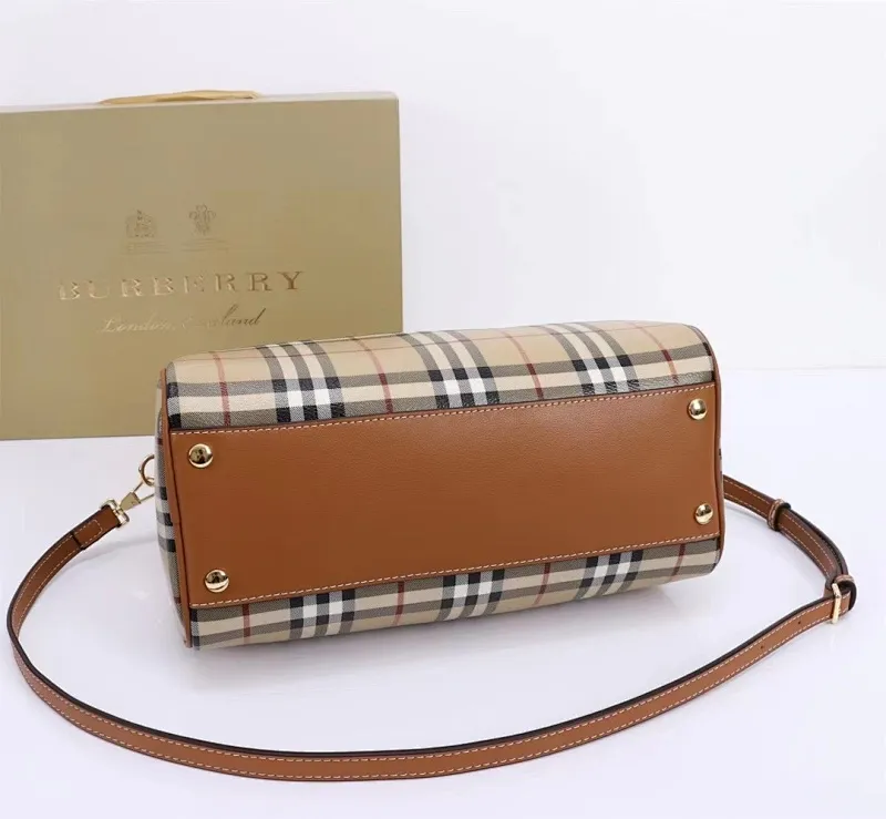 All categories Burberry women's bags (Burberry) Burberry 3015