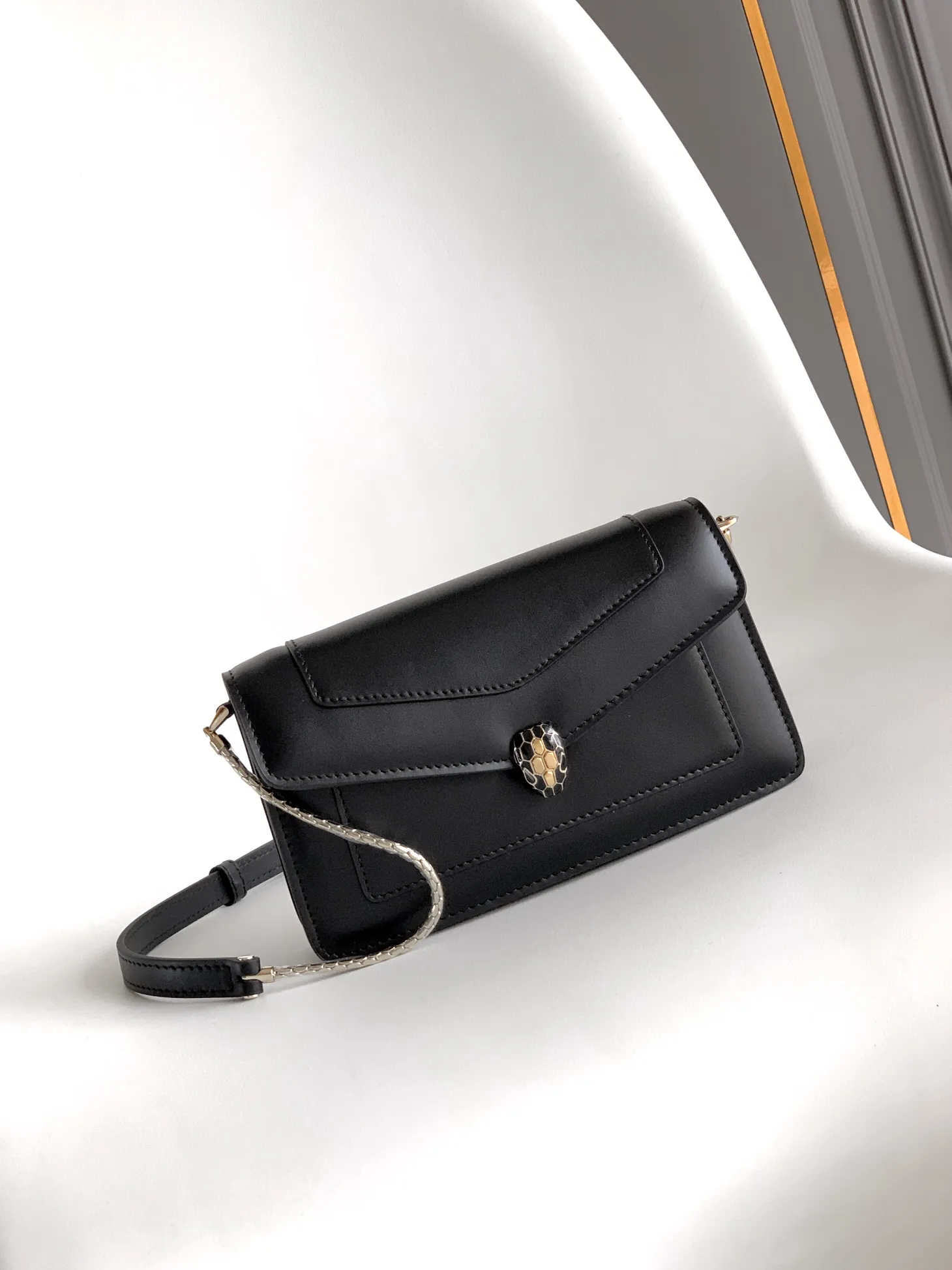 All Categories Bvlgari Women's Bags (Bvlgari) Bvlgari 294560089