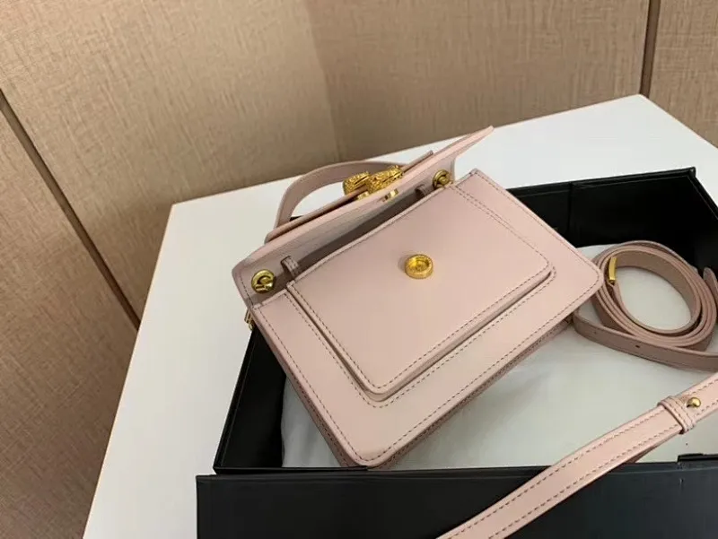 All Categories Bvlgari Women’s Bags (Bvlgari) Women’s Bags, Bvlgari 18136