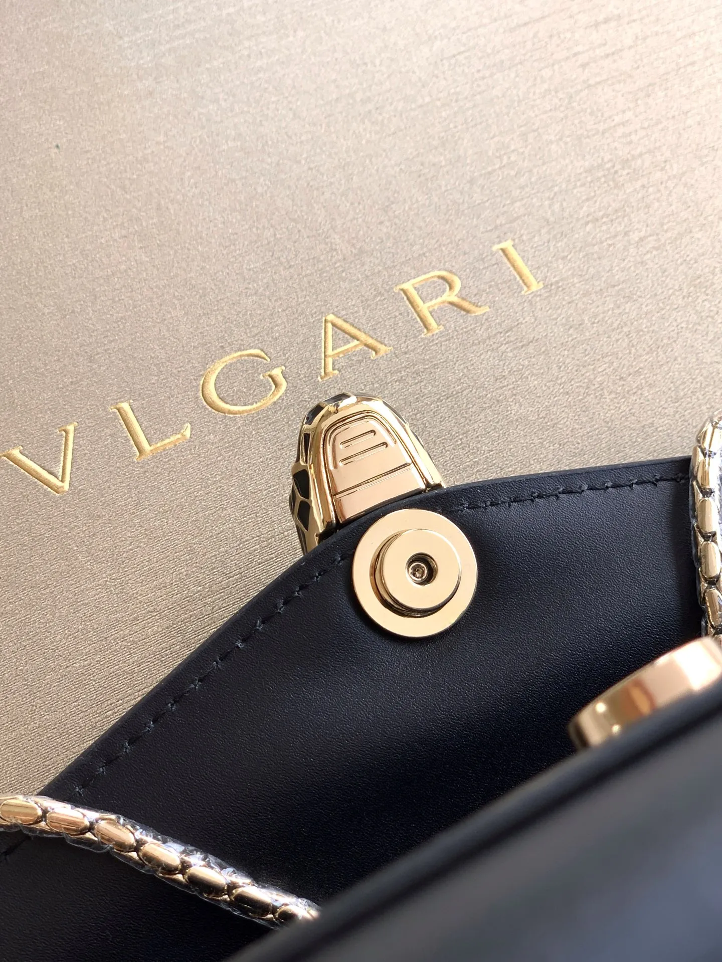 All Categories Bvlgari Women's Bags (Bvlgari) Bvlgari 294239089-19