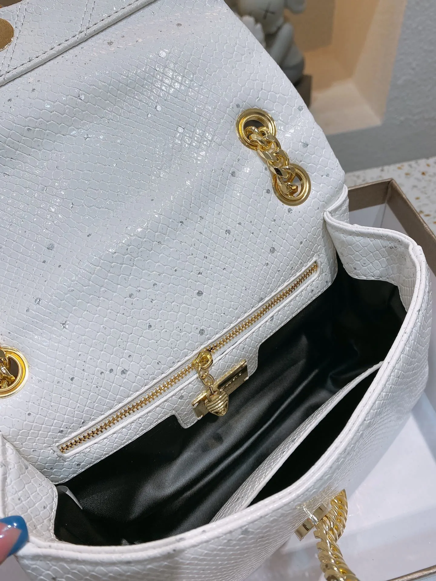 All Categories Bulgari Women's Bags (Bvlgari) Bulgari 2404