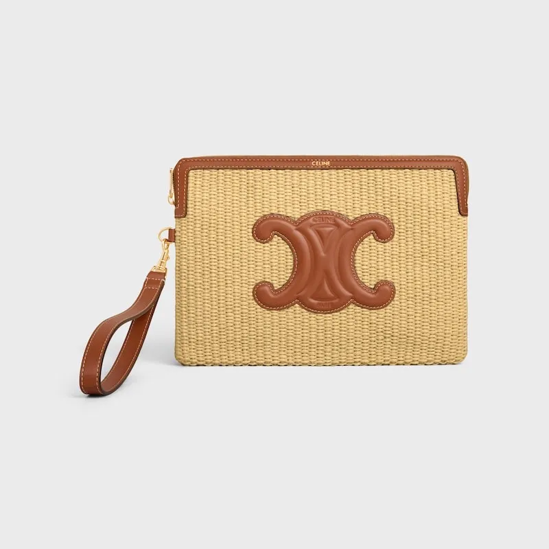 [Extra-grade pure steel hardware original leather] ¥740 TRIOMPHE signature printed clutch / 1 zipper compartment Detachable wrist strap, about 20 cm in length Iconic print, cow leather edge Fabric lining, gold hot stamping No.: 10J502FES.04LU 502 50202 Grass brown/tan leather Size: w25×h17.5×d1cm